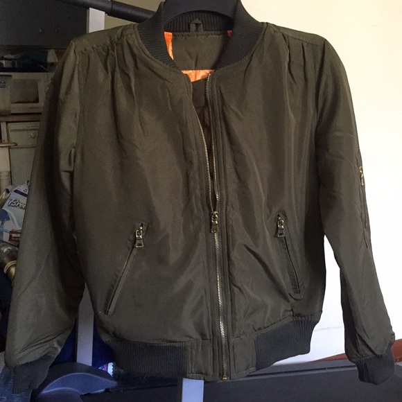 No Name Green Zippered Short Jacket - Picture 1 of 4